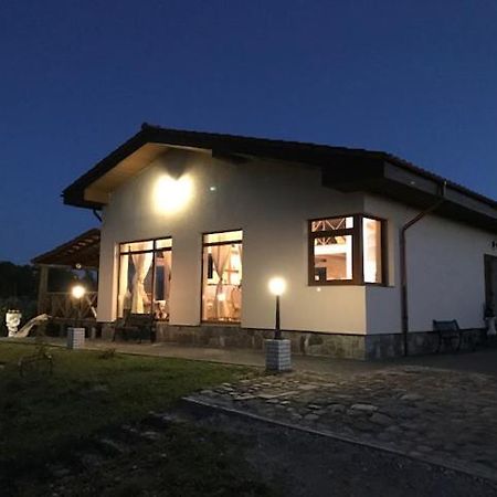 Sodyba Gintaras Priekulė Buitenkant foto